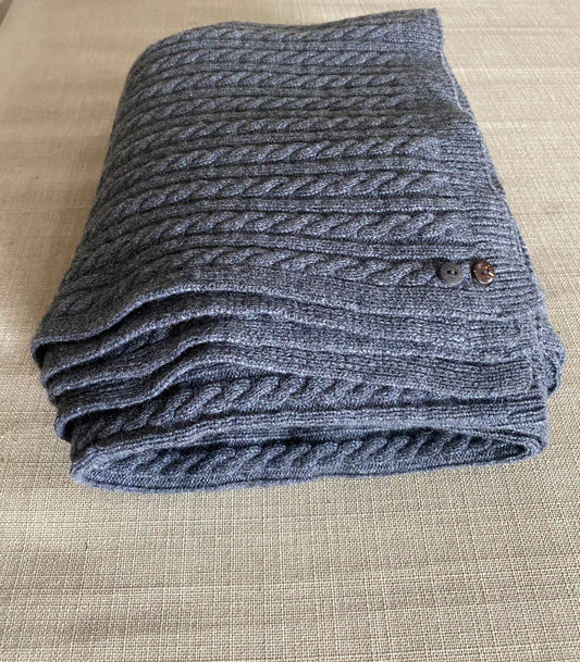 Cable knit cashmere throw